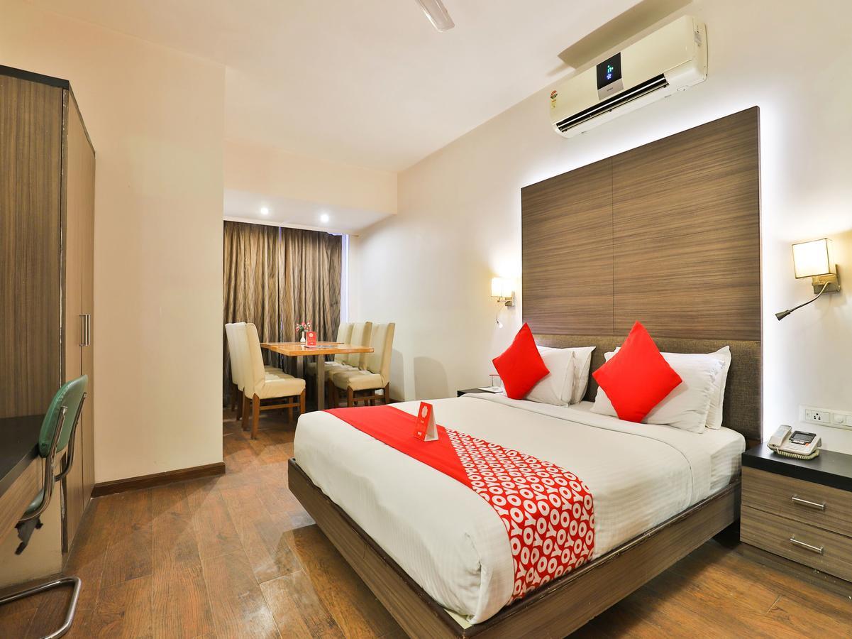 Oyo 1123 Hotel Rock Regency Ahmedabad Ngoại thất bức ảnh