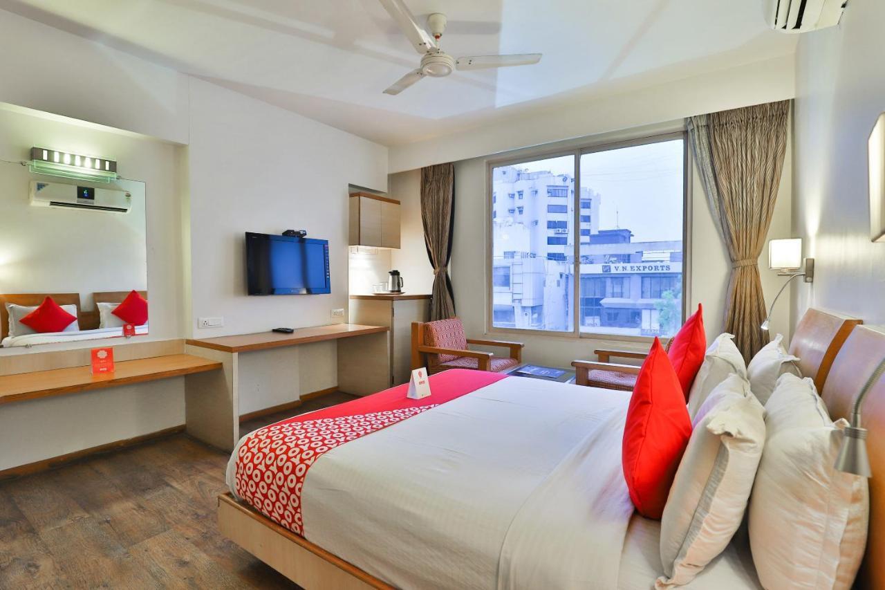 Oyo 1123 Hotel Rock Regency Ahmedabad Ngoại thất bức ảnh